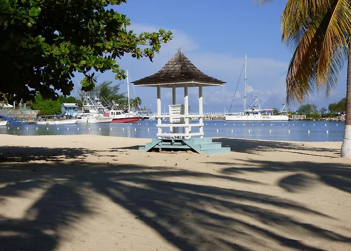 6 Ocho Rios
