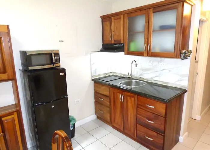 Apartment 6 *